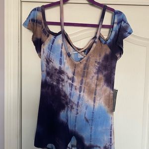 Venus tie dye cold shoulder top